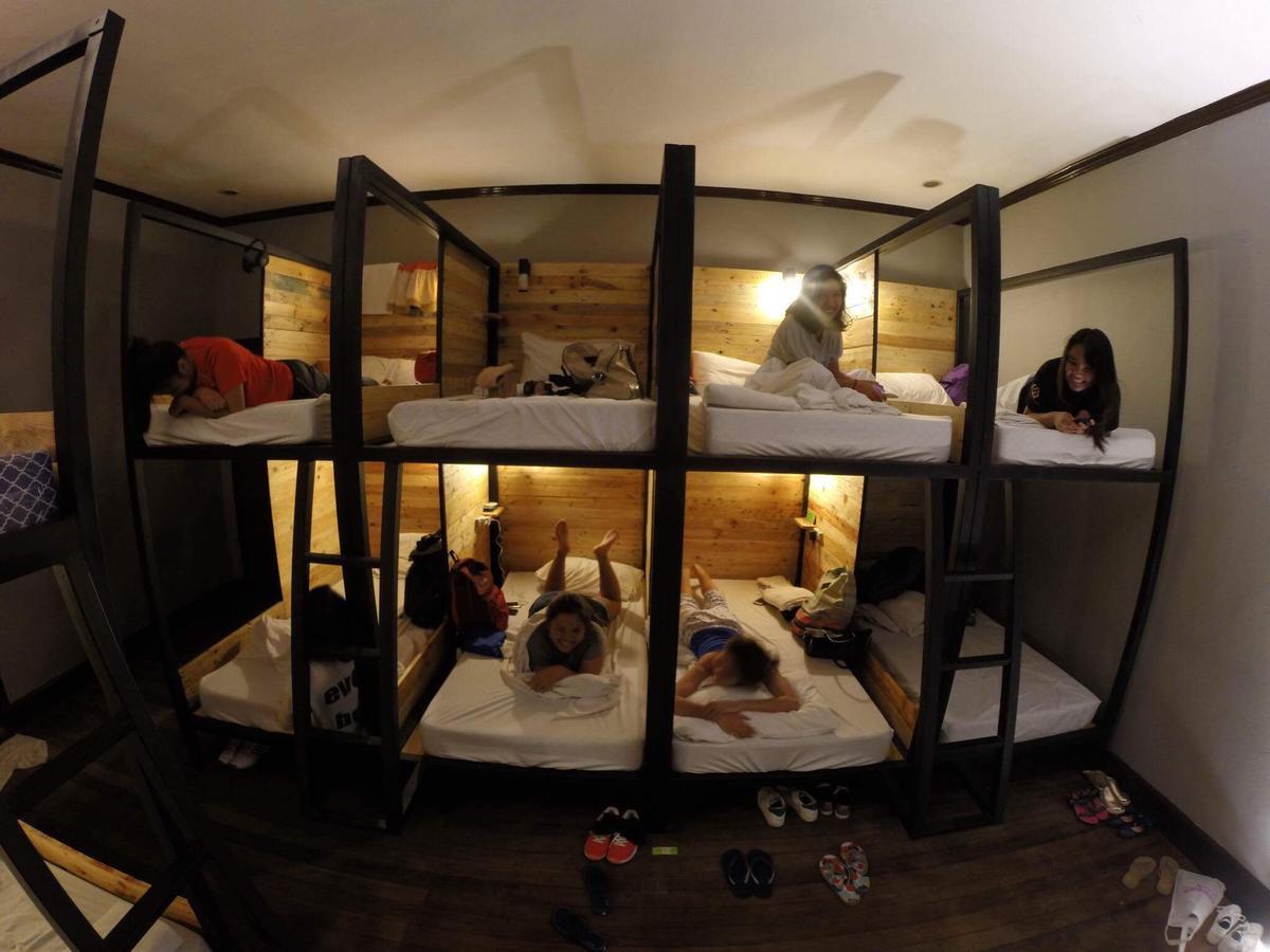 Hostel Seven 宿务 外观 照片