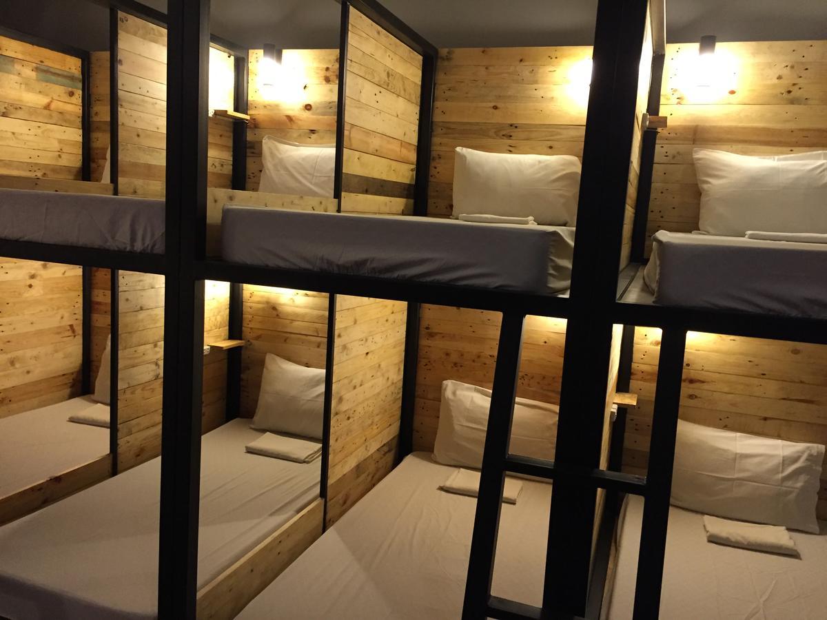 Hostel Seven 宿务 外观 照片