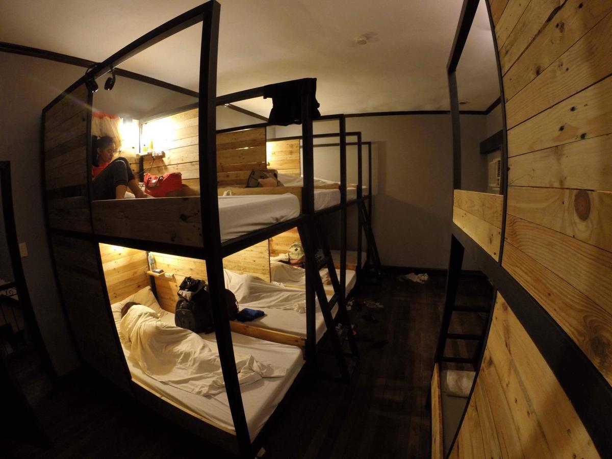 Hostel Seven 宿务 外观 照片